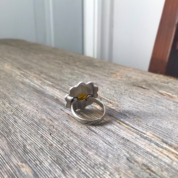 Sterling silver plated golden yellow quartz cocktail ring oval scrollwork boho - Picture 8 of 9